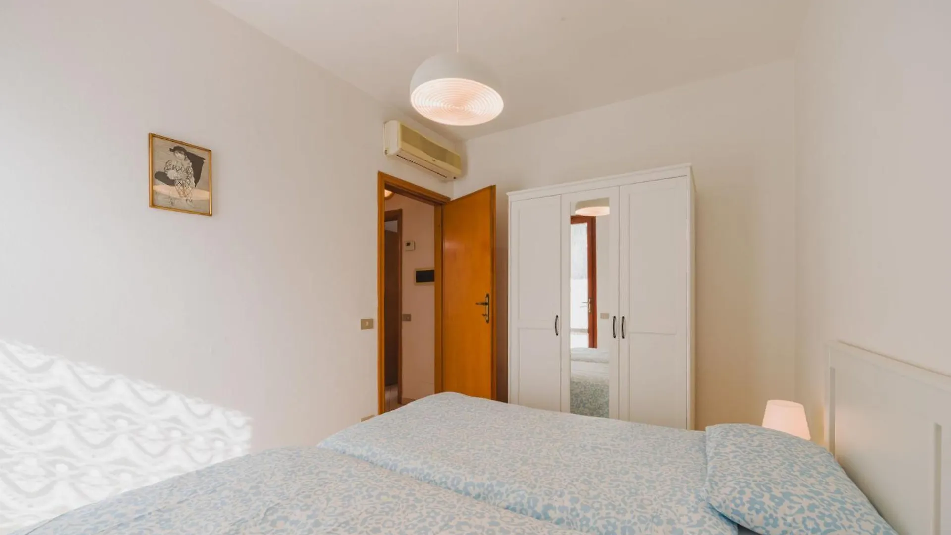 Apartment Appartamento Scirocco By Interhome Viareggio